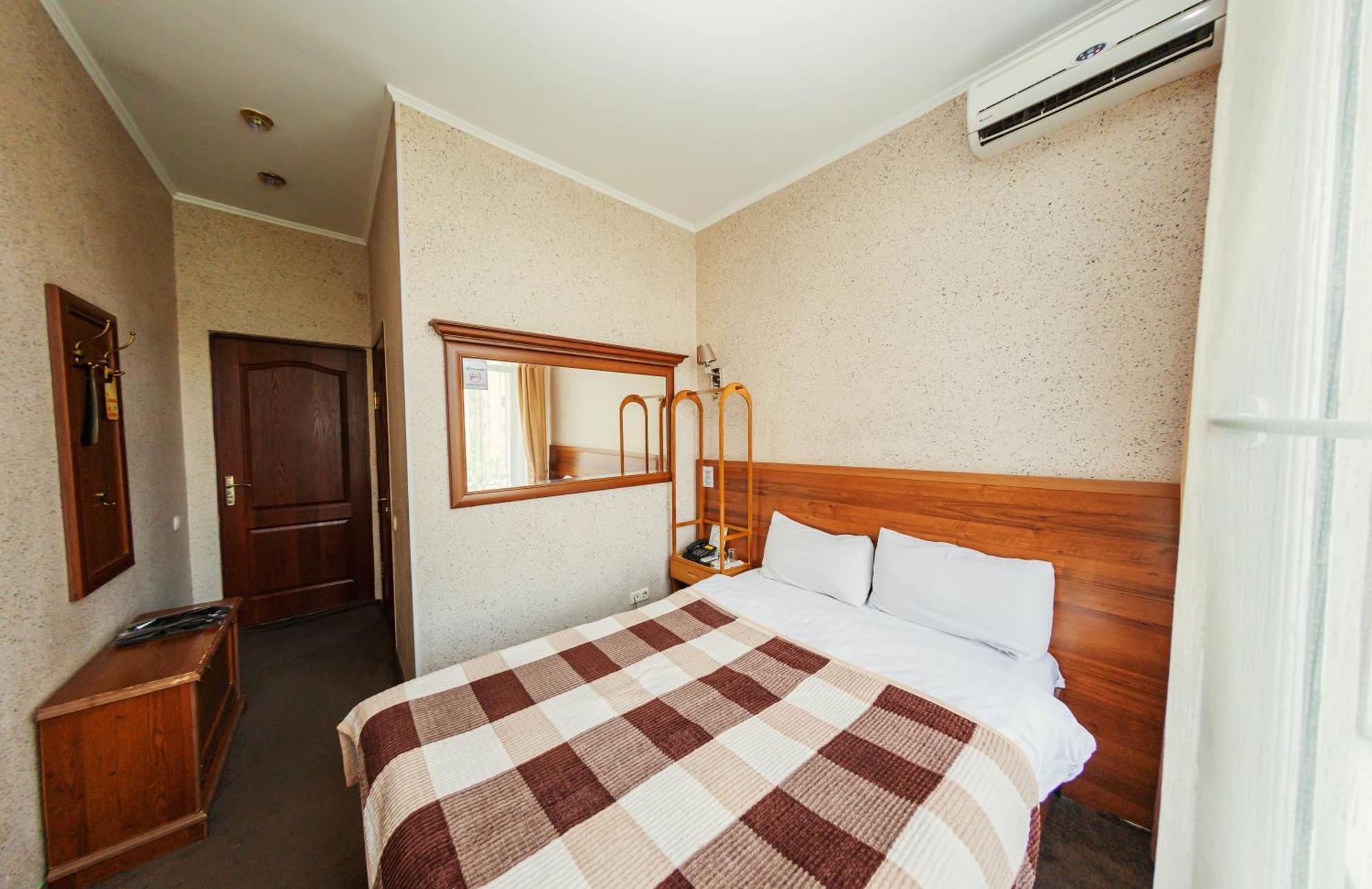 Ajour Hotel Almatî Exterior foto
