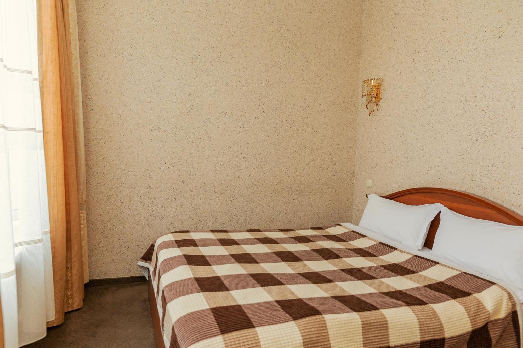 Ajour Hotel Almatî Exterior foto